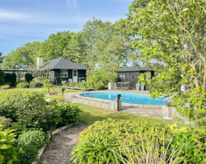 Relax In Countryside Pool West Jutland Calm
